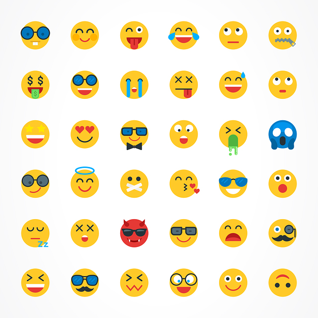 😄 Grinning Face with Smiling Eyes Emoji
