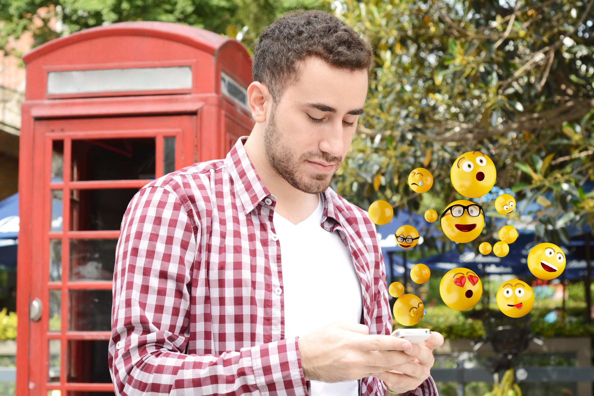 π» Brighten Up Your Life With The π Smile Emoji List: 10 Emojis To ...