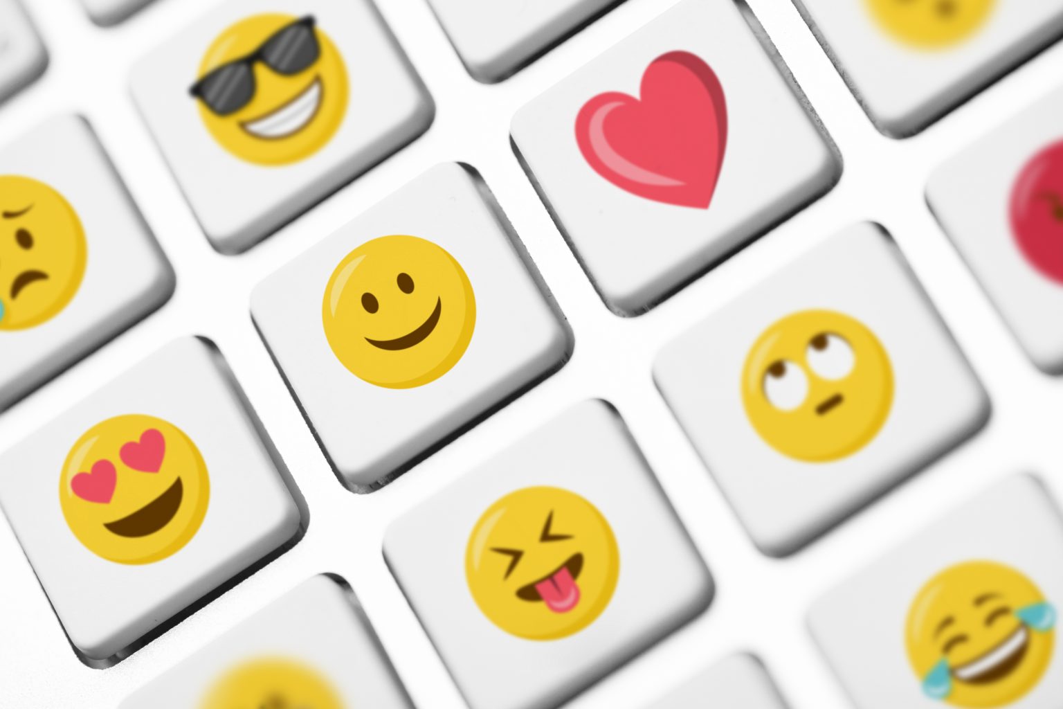 π» Brighten Up Your Life With The π Smile Emoji List: 10 Emojis To ...