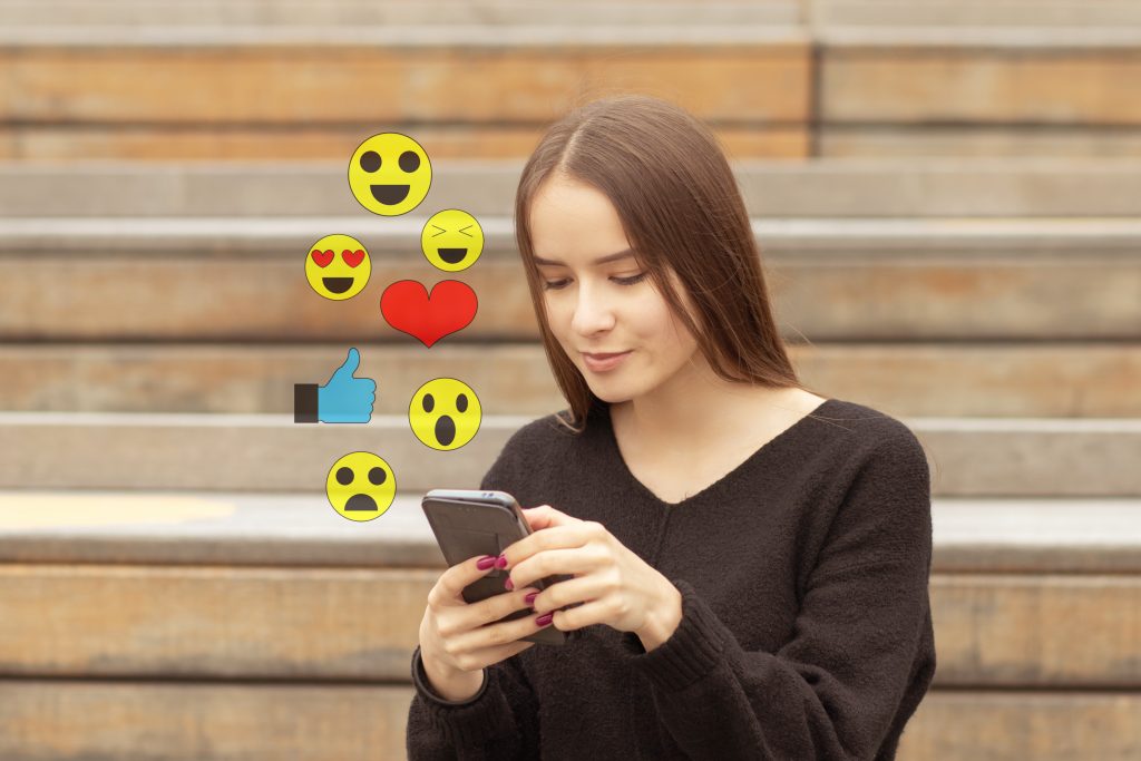 ⭐️ 10 Best Emoji Translator List Sites To Help You Communicate Better In Emoji 🤩 🏆 Emojiguide